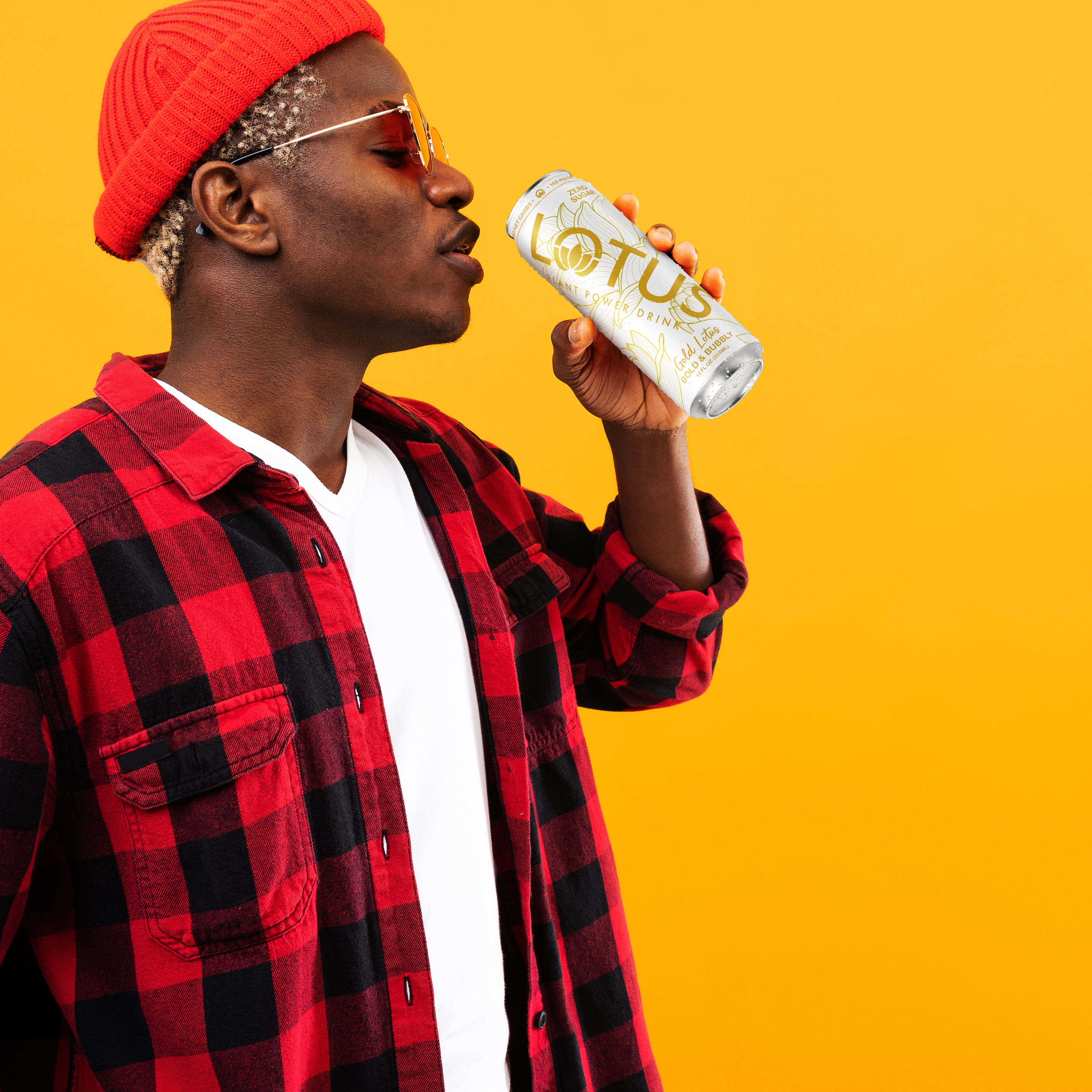 Gold_Lotus_Guy.jpg__PID:385843a2-24d5-4746-8154-978c3284eb63